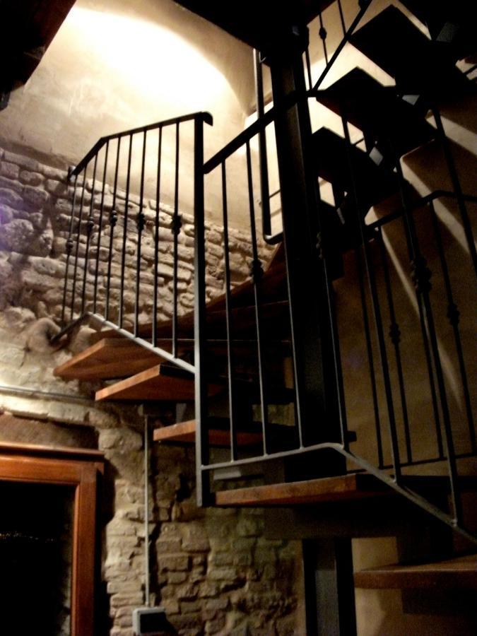 La Rosa Scarlatta Monterubbiano Quarto foto