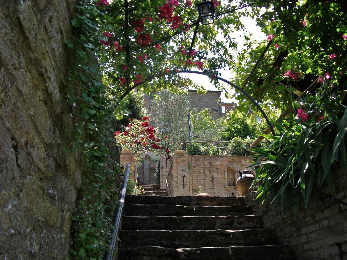 La Rosa Scarlatta Monterubbiano Exterior foto
